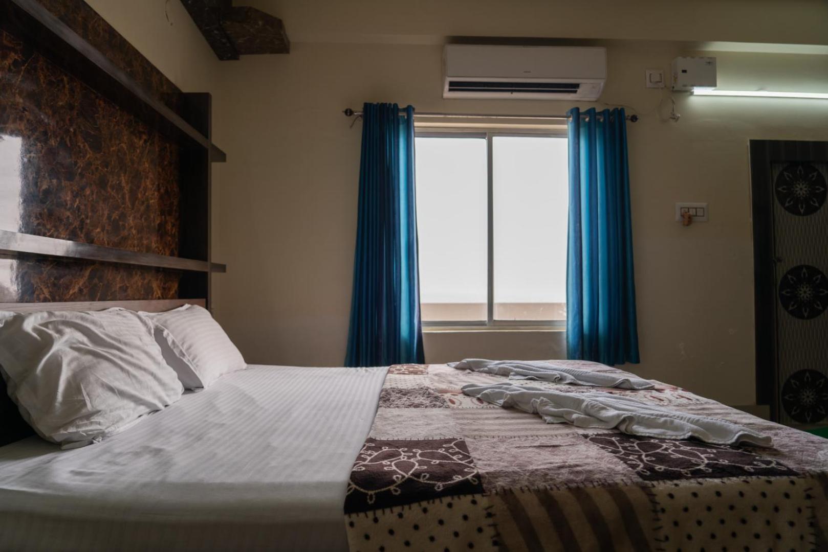 Hotel Nilkantha Мандармани Экстерьер фото